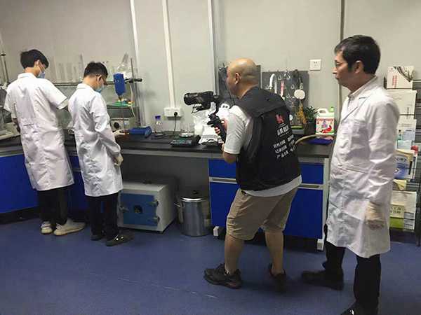 1663409913104915.jpg AA1EDBF3CAD8155934A635A264F1AA28.jpg