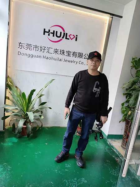 1663410715233361.jpg E994EB13F086D956C184255416DF9D2F.jpg