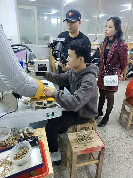 1663410881103310.jpg 5F43A07FC1C2707AEE524F1FAB5B8EFB.jpg