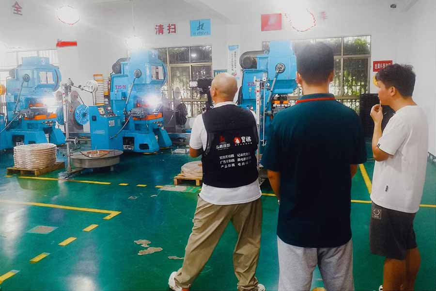 1728540933834429.jpg 4.jpg